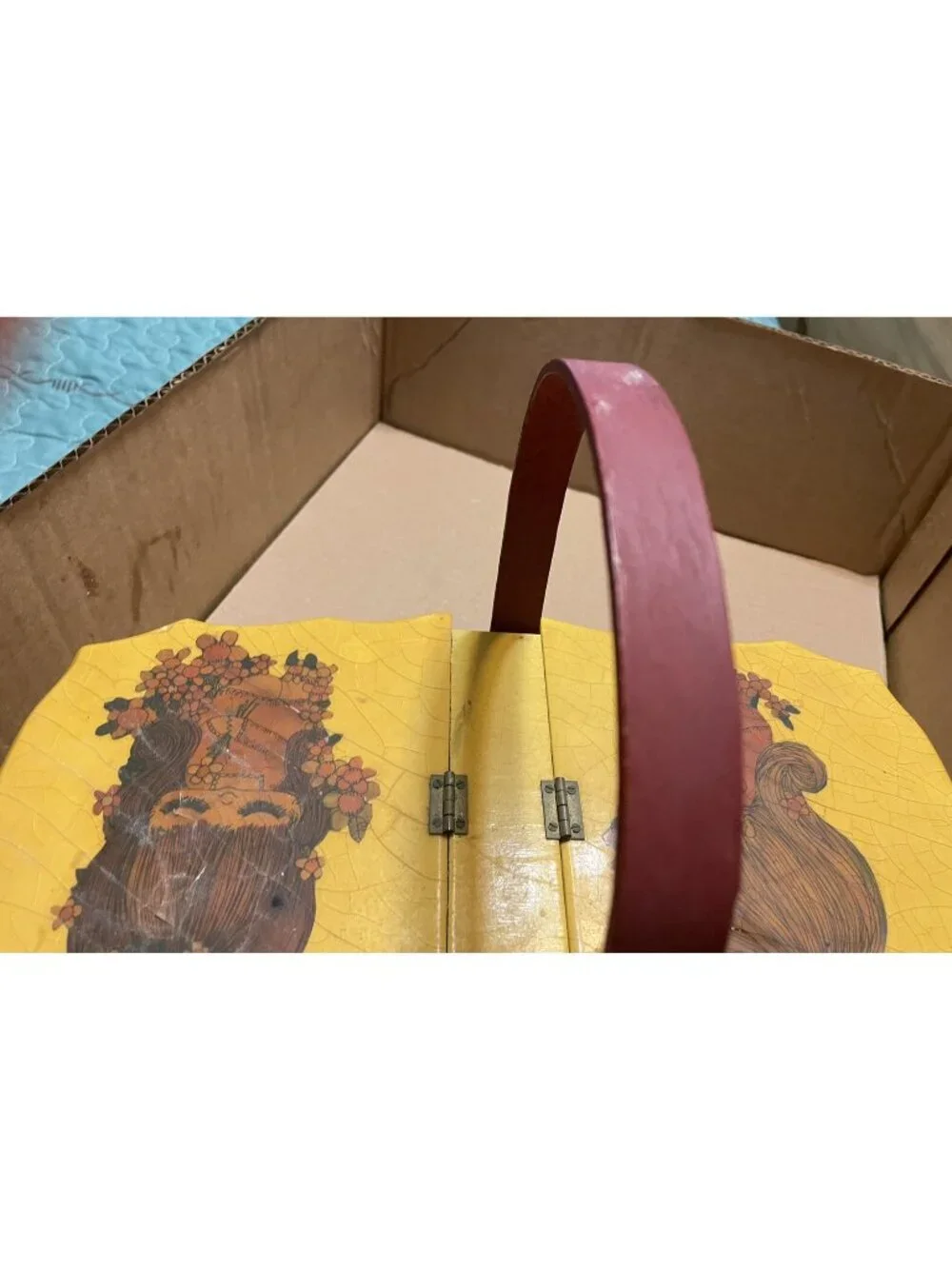 Sewing Basket Wood Decoupage Handbag / 1972-Vintage Wooden Handbag Lined Sew